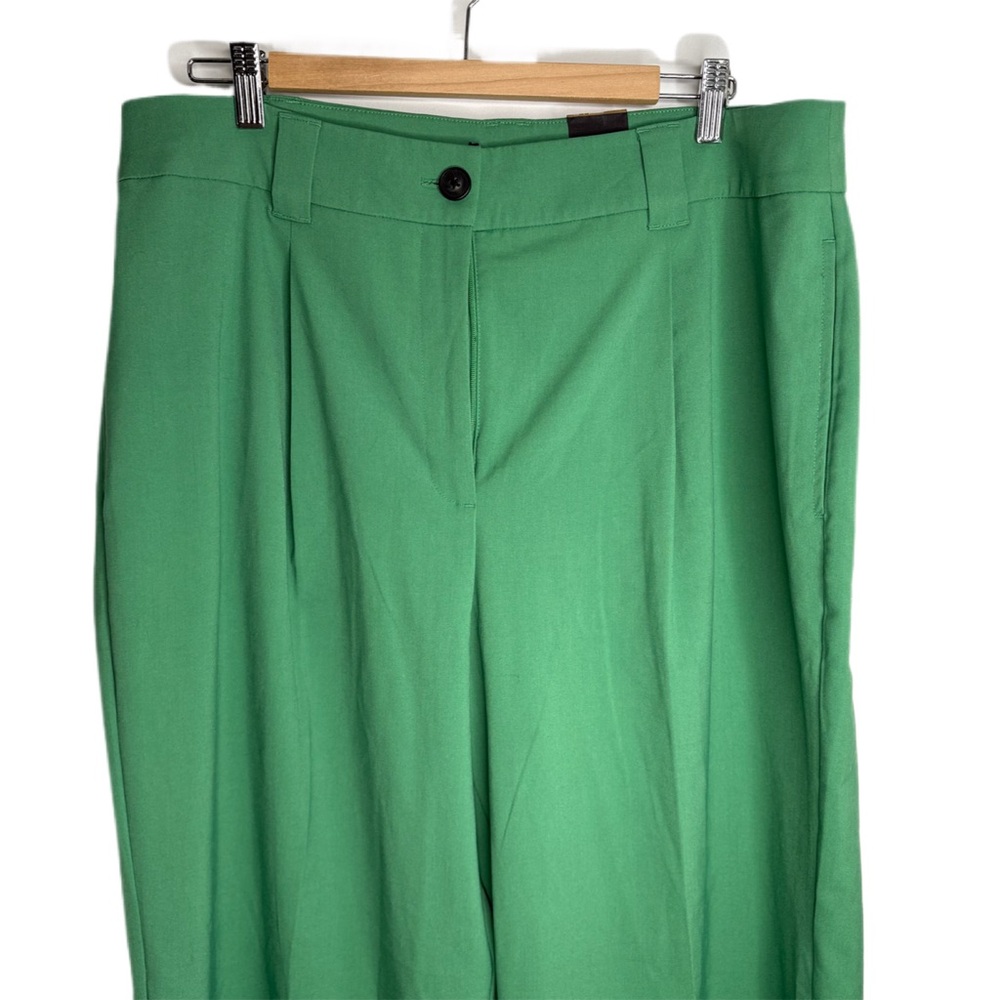 Reitmans Spring Green Wide Leg Trousers NWT 18